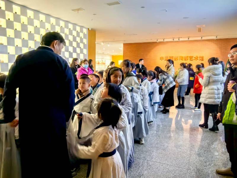 文化赋能：栖霞市魔创文旅挖掘城市文化资源的实践探索